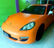 Porsche panamera s Full Wrap Orange Matte