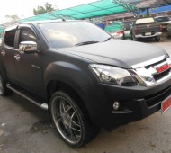 ALL NEW DMAX VCROSS FULL WRAP BLACK MATTE