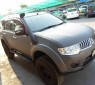 PAJERO SPORT FULL WRAP เทาด้าน แต่ง Carbon 3D