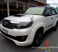 Toyota Fortuner Half Wrap ดำด้าน