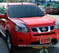 Nissan X-Trail Full Wrap red gloss