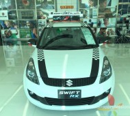 SUZUKI SWIFT ลายตารางหมากรุก