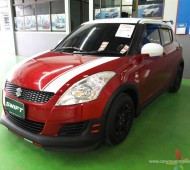 Swift Half Wrap สีแดง