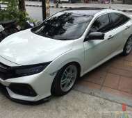 Honda Civicหลังคาแก้ว